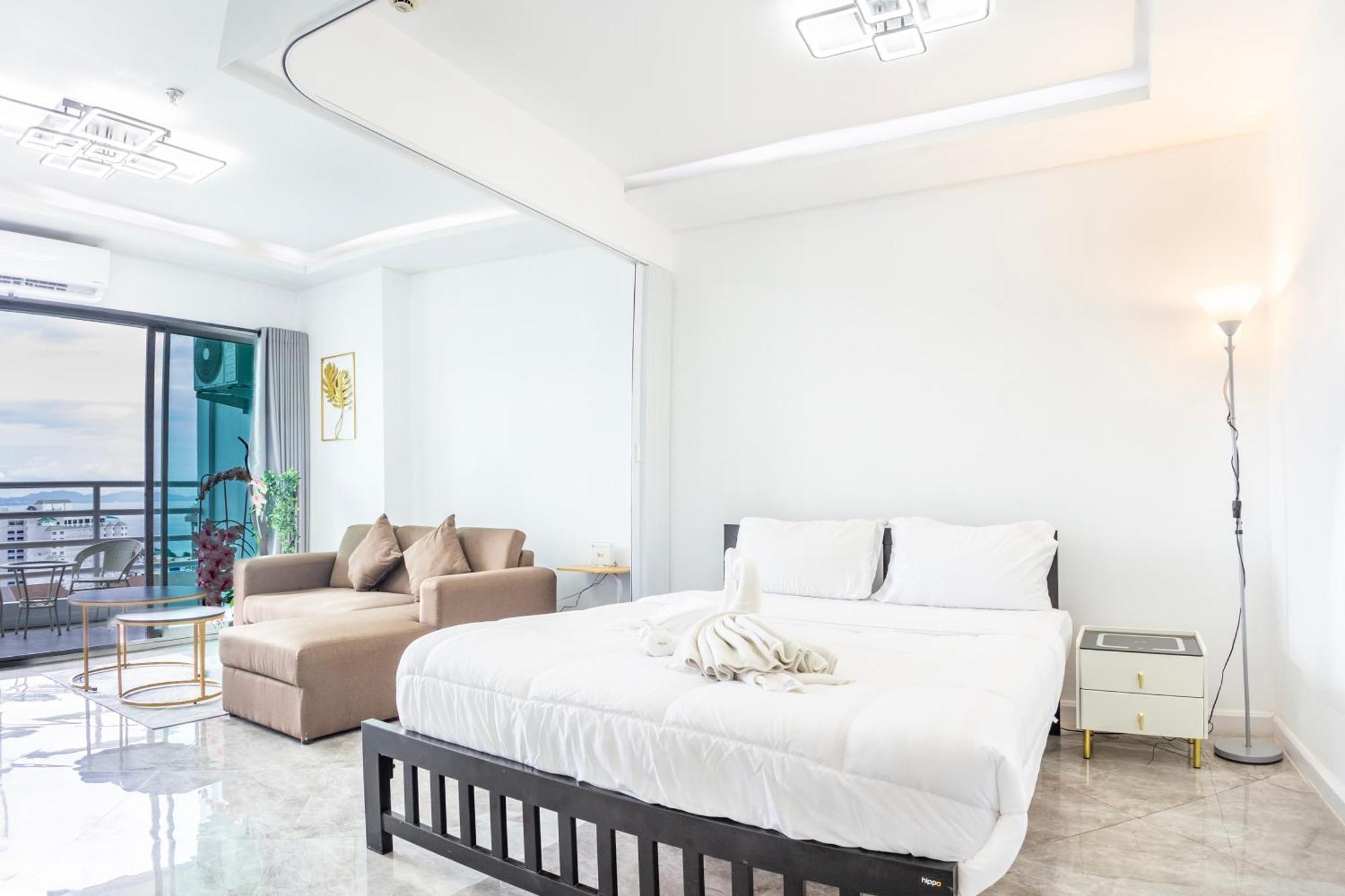 View Talay 5 Jomtien Beachfront Pattaya Exterior foto